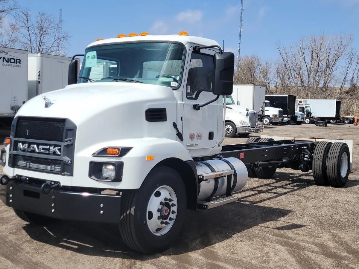 2025 Mack in Cedar Rapids, IA