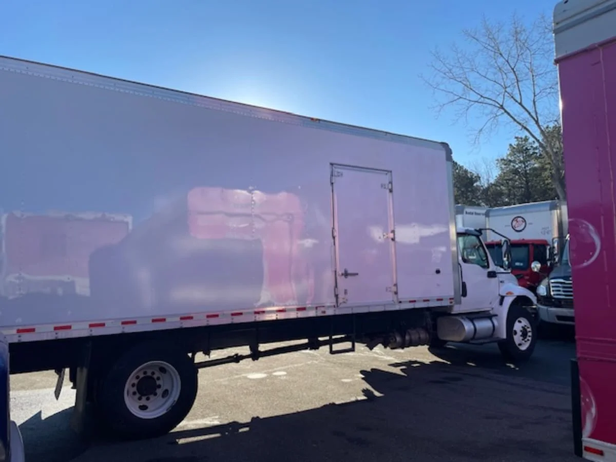 2020 International MV in Farmingdale, NY — photo 4