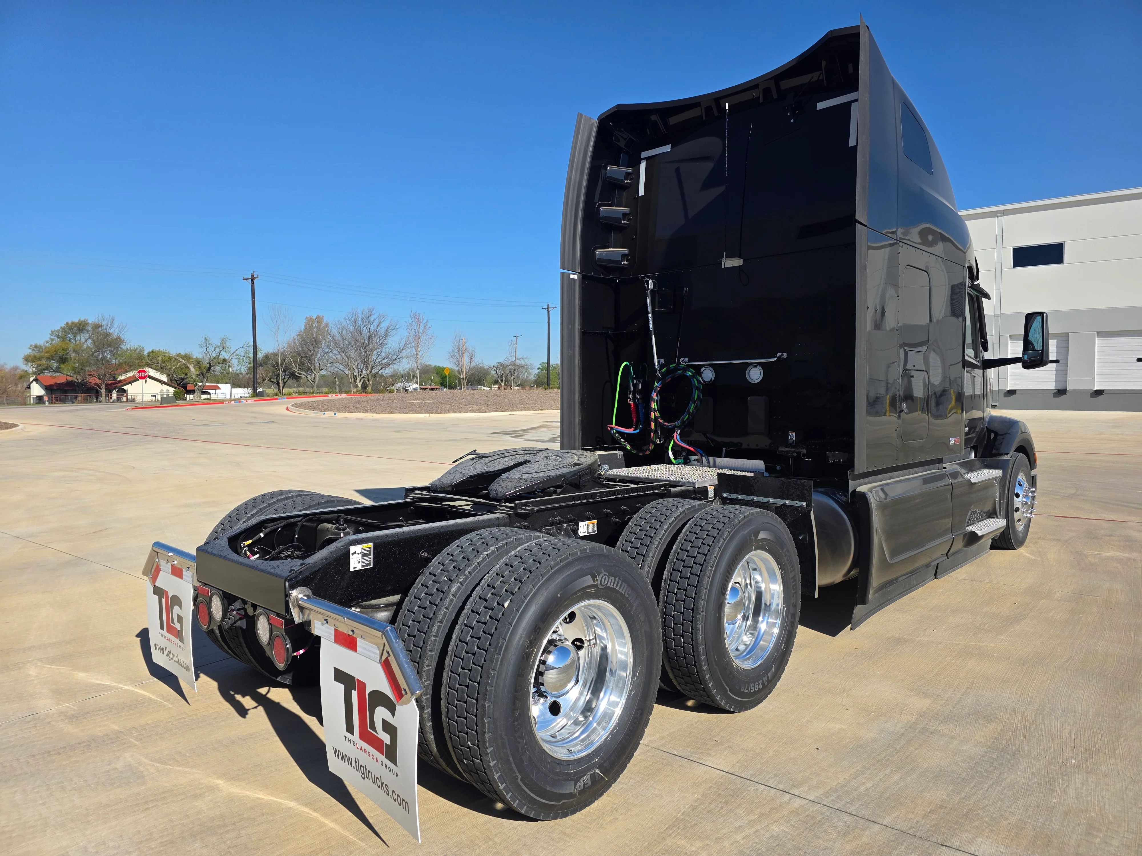 2027 Peterbilt 579 in Raleigh, NC — photo 5