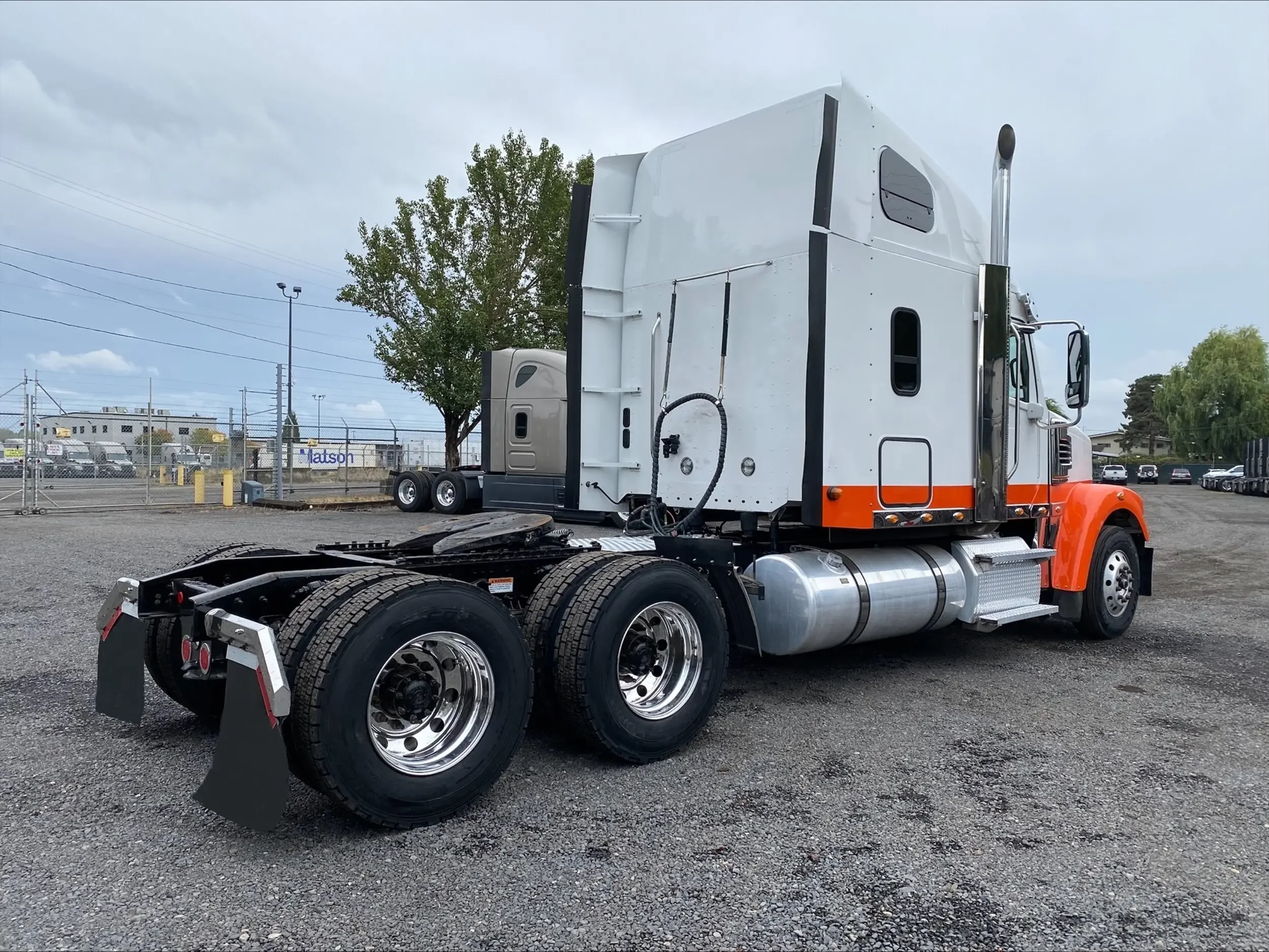 2023 Freightliner 122SD in Portland, OR — photo 6