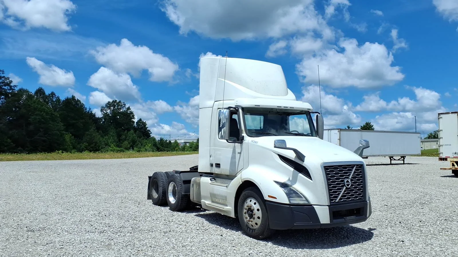 2020 Volvo VNL 300