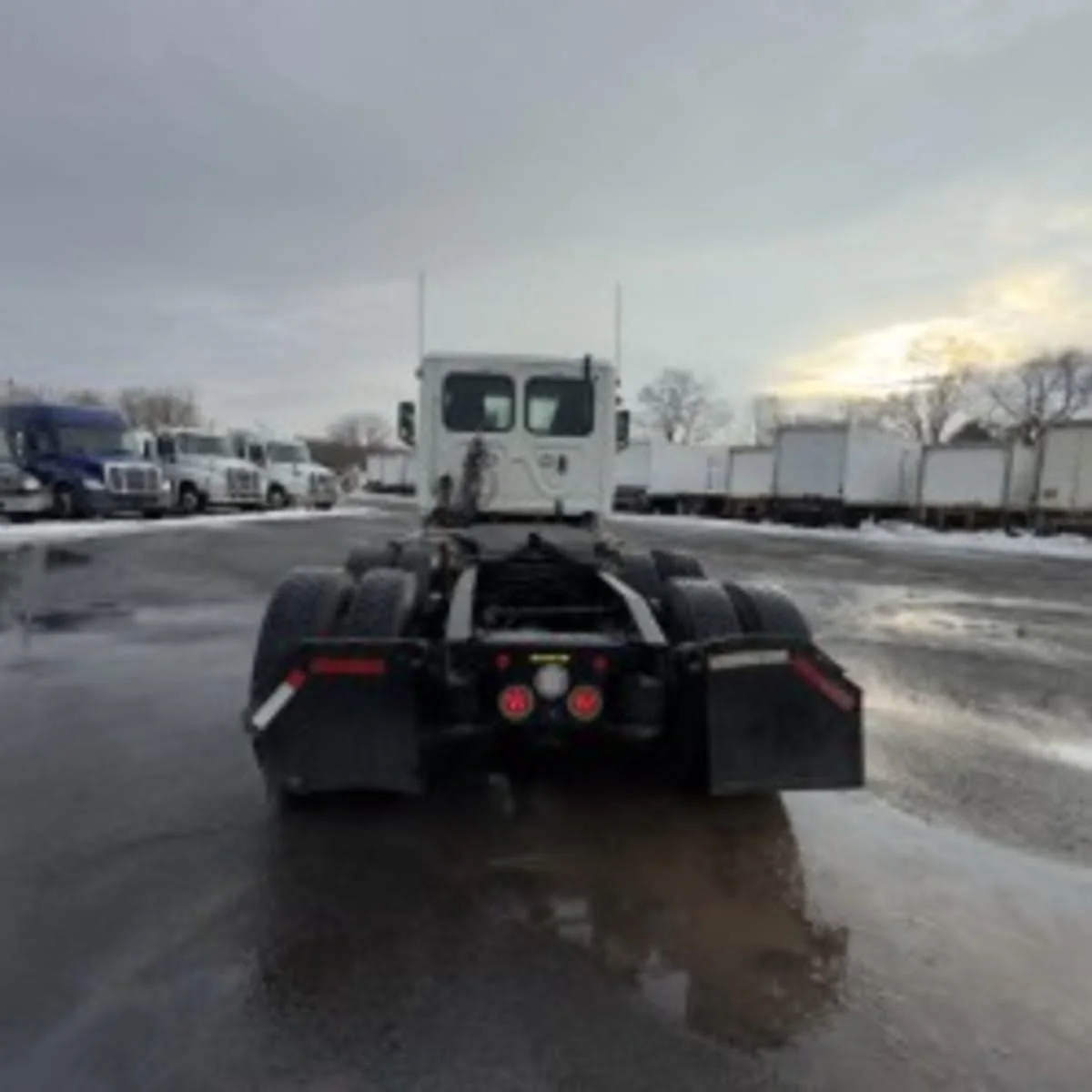 2020 Freightliner Cascadia in Syracuse, NY — photo 5