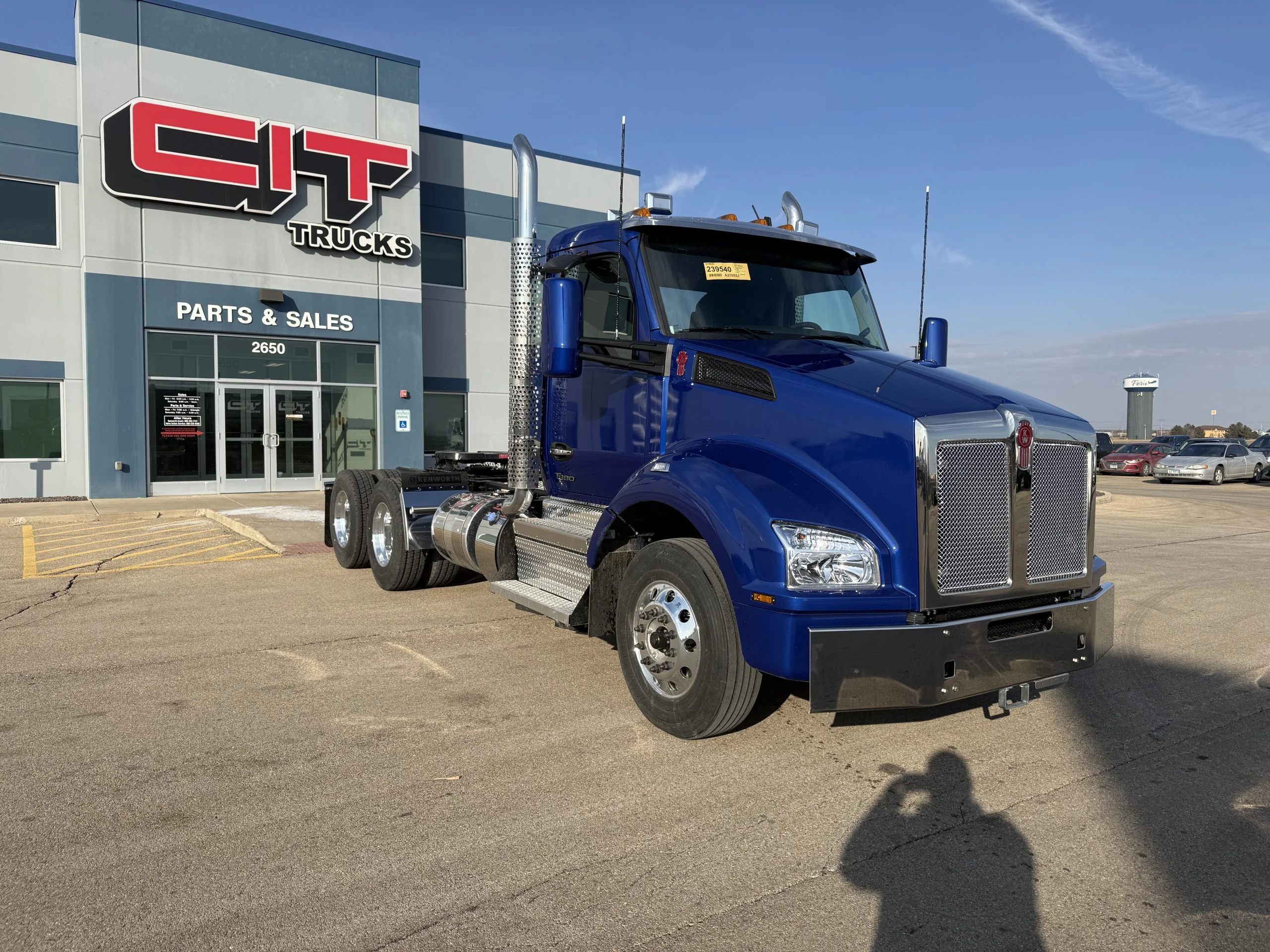 2027 Kenworth T880 in Peru, IL — photo 3