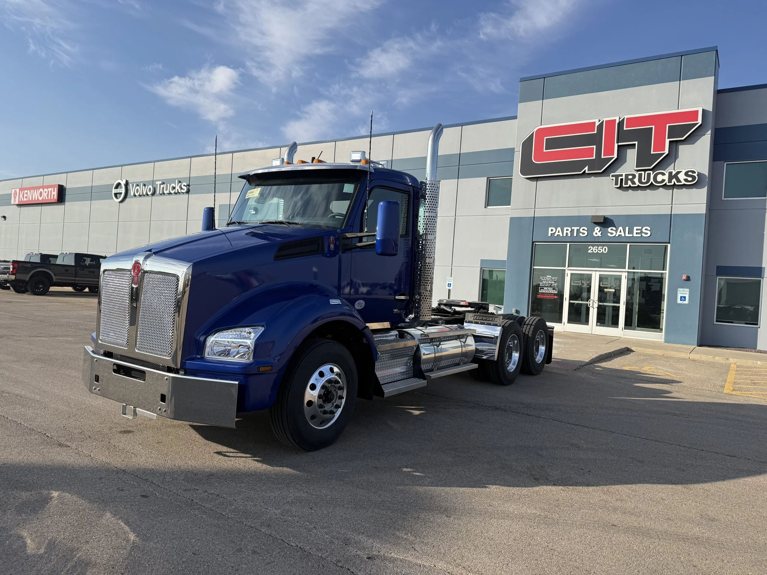 2027 Kenworth T880 in Peru, IL