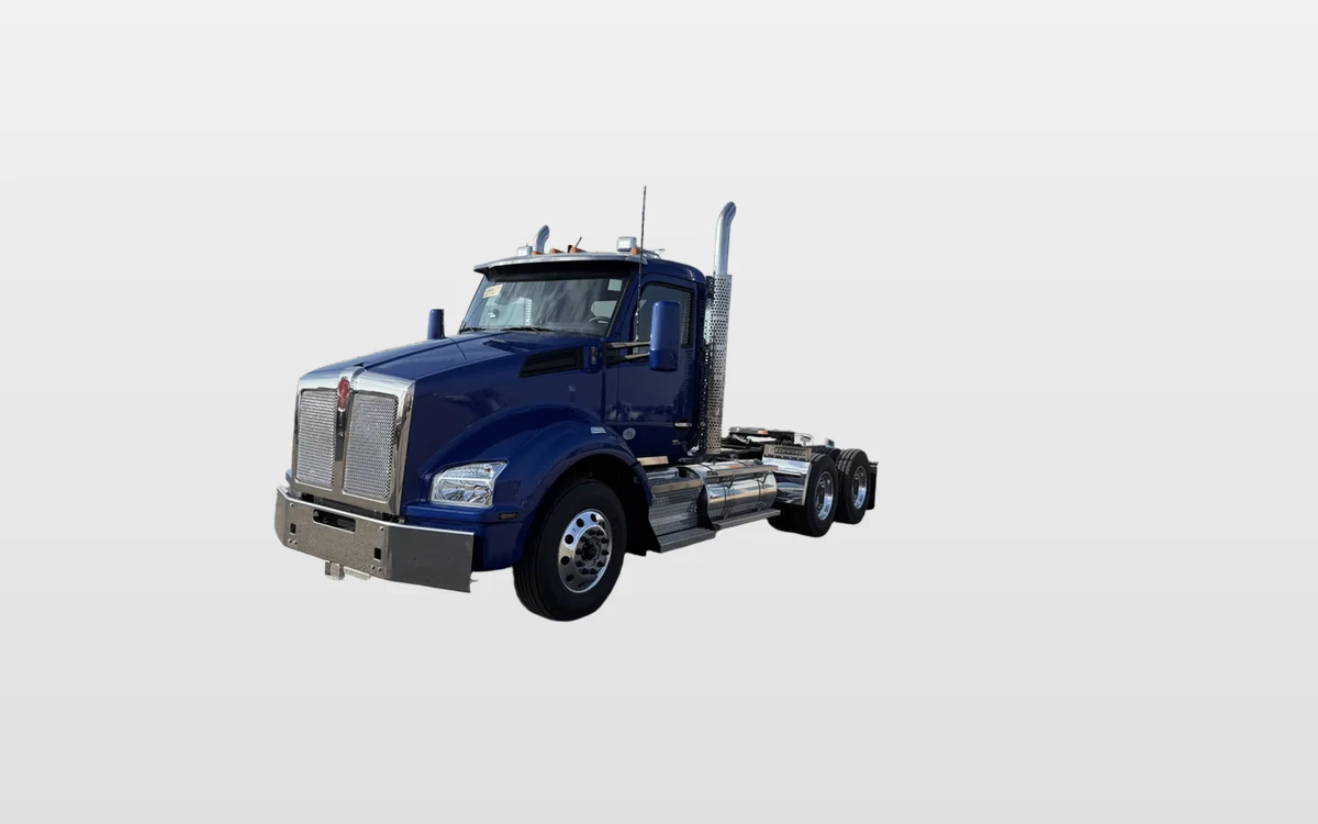 2027 Kenworth T880 - image 1