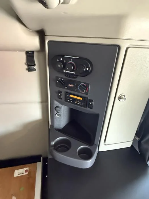 2022 Peterbilt 579 - image 12