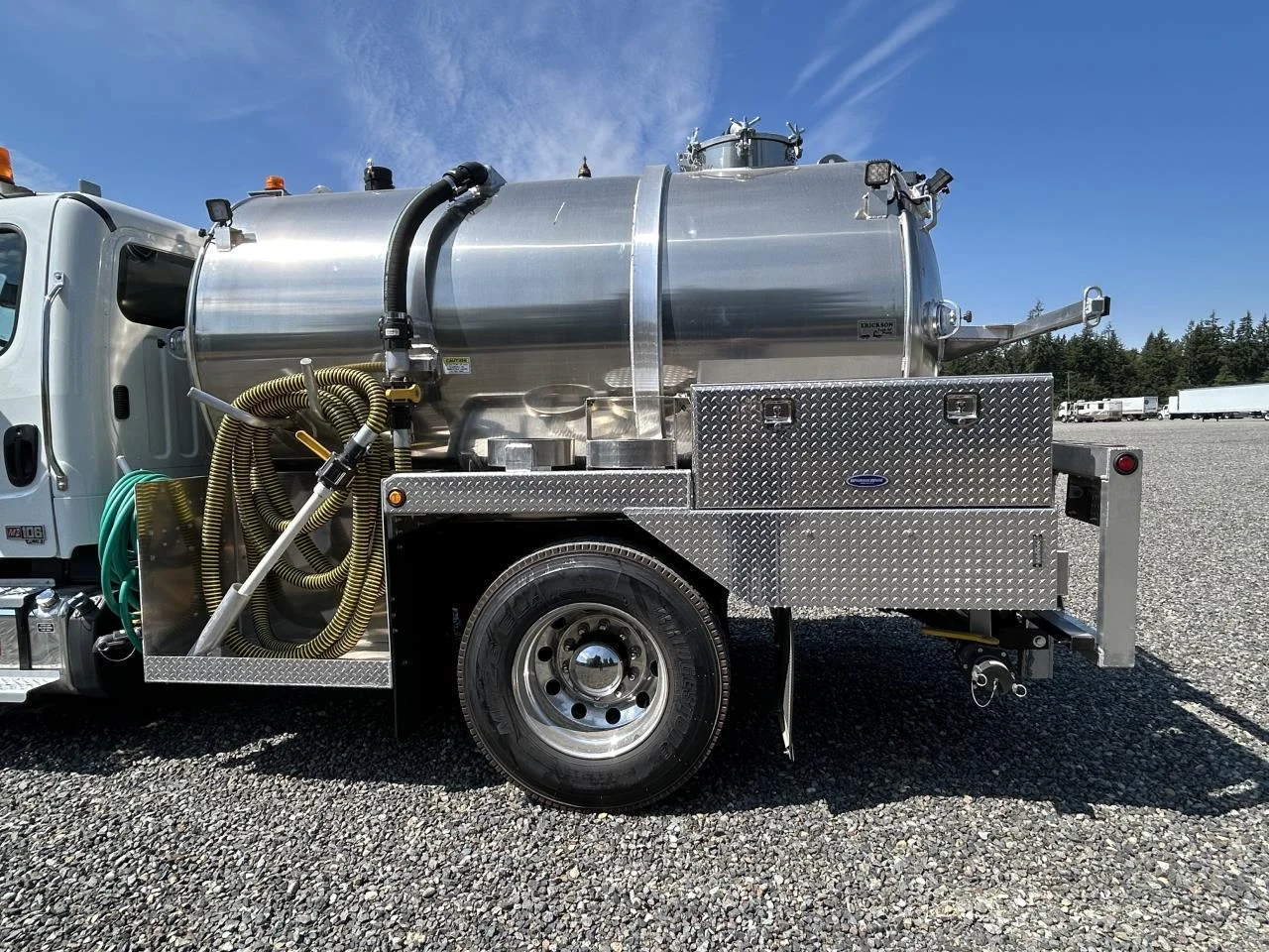 2027 Freightliner M2 106 in Olympia, WA — photo 4