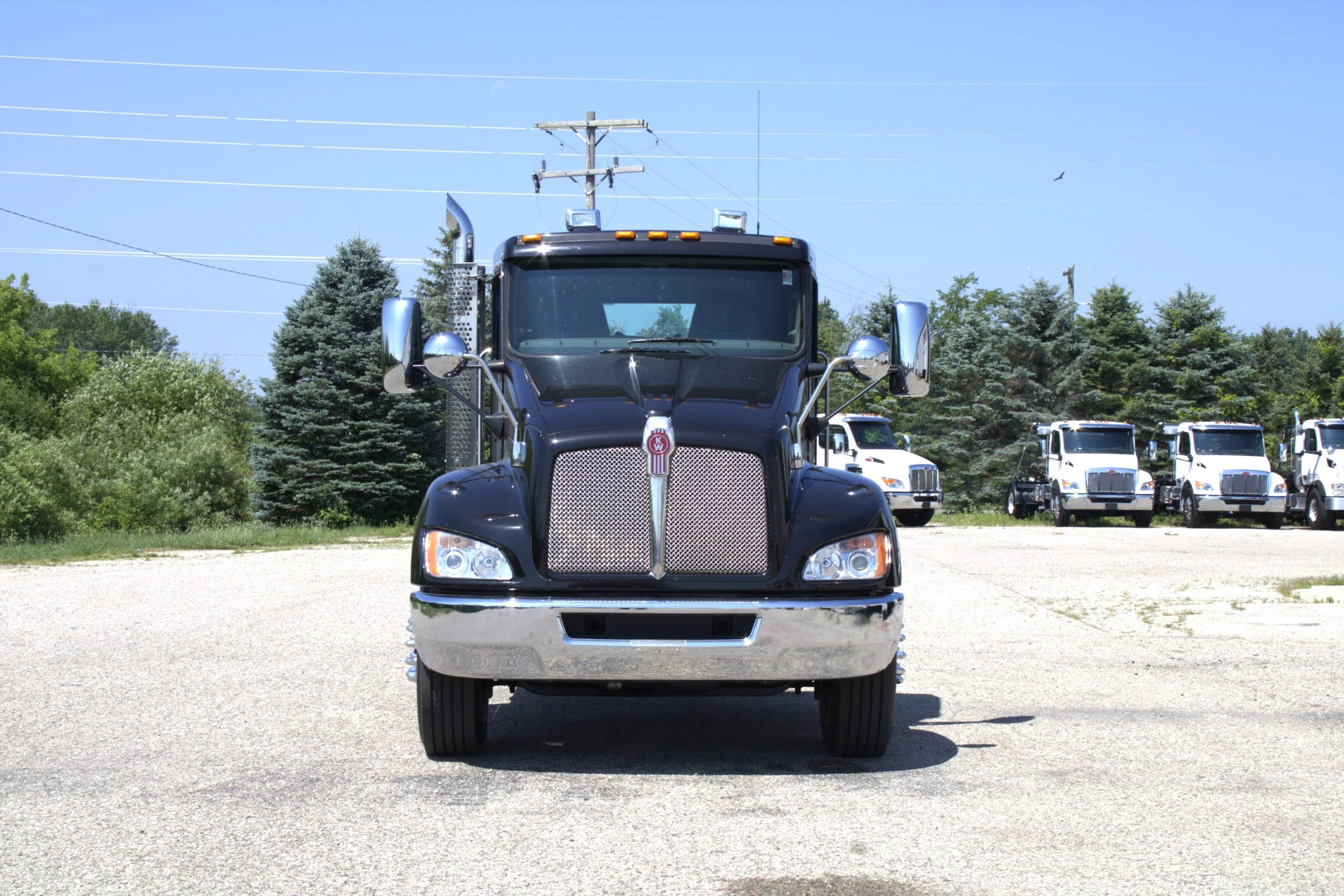 2022 Kenworth T370 — photo 2