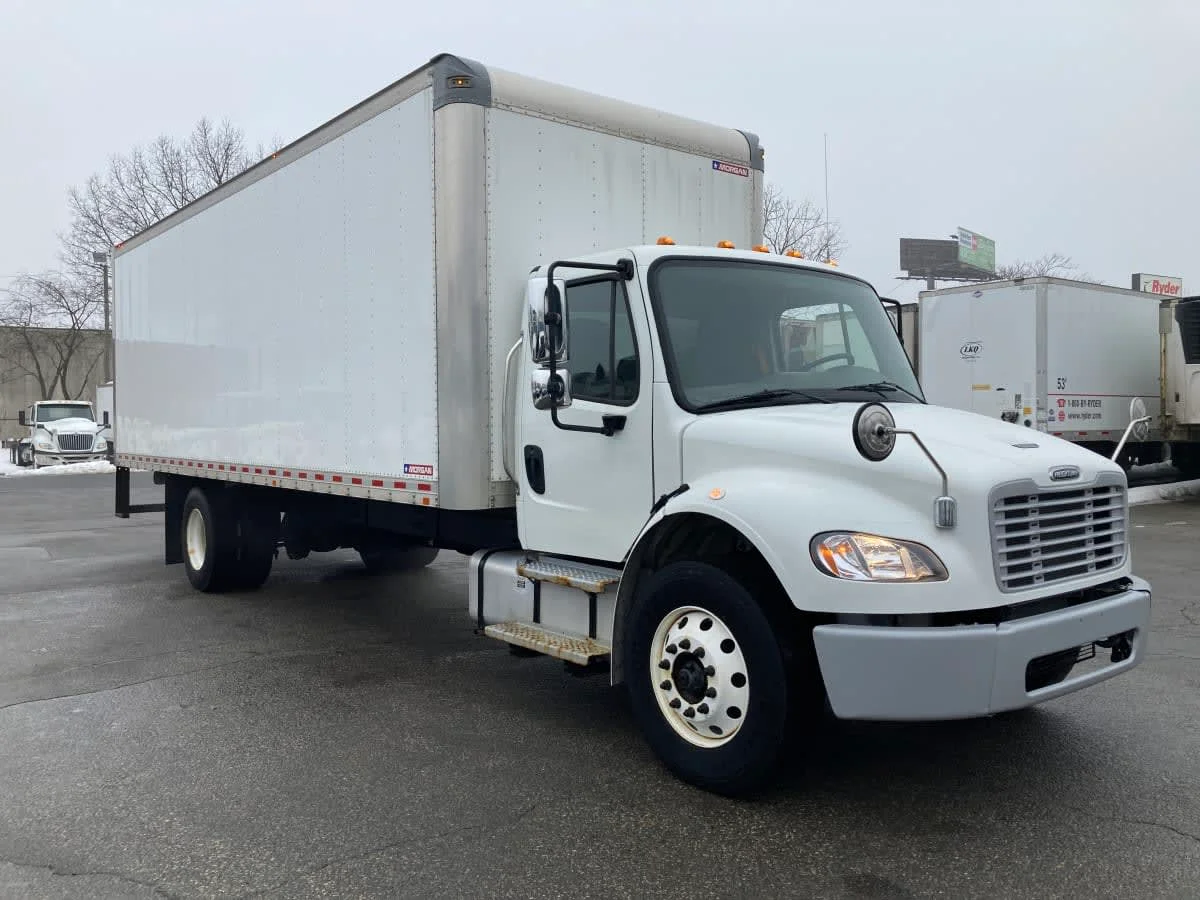 2022 Freightliner M2 106 in Springfield, MA — photo 3