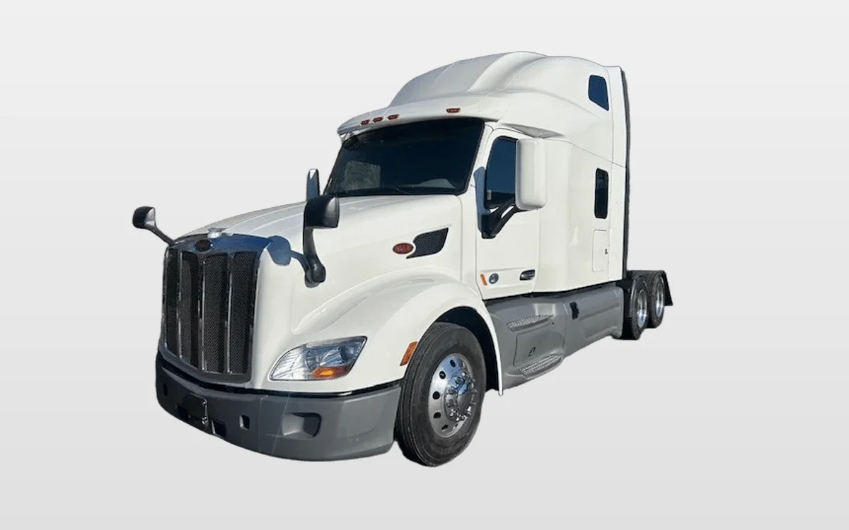 2021 PETERBILT 579 - image 1