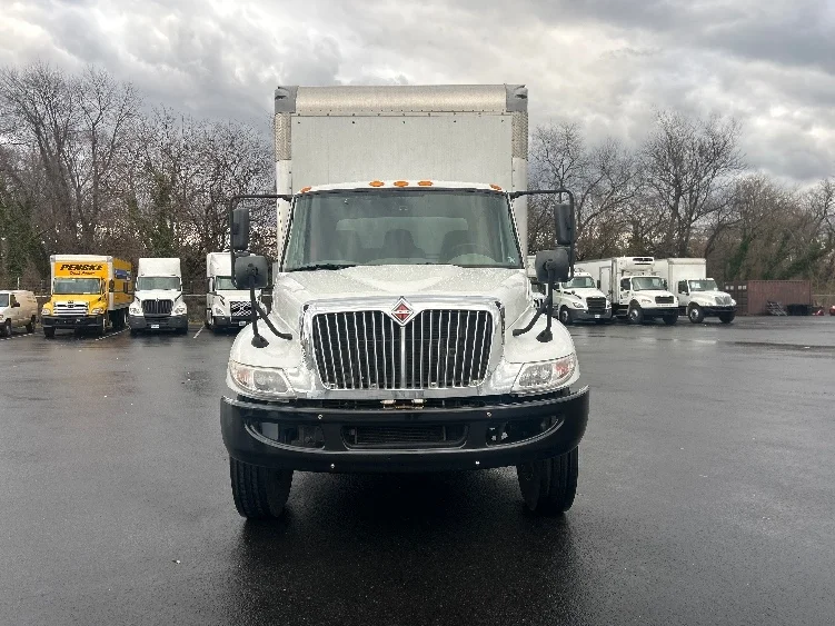 2019 International 4300 - image 2