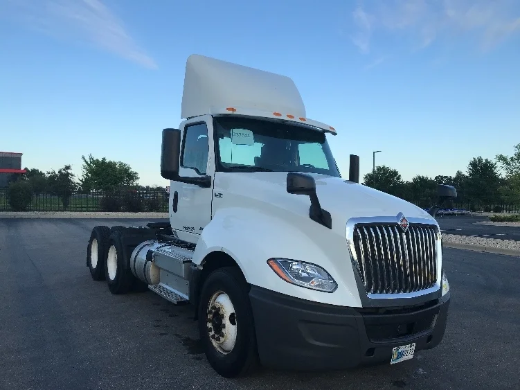 2020 International LT in Windsor, WI