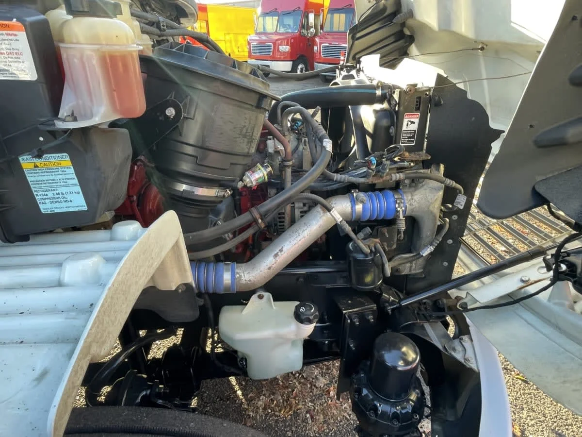 2018 Freightliner M2 106 - image 14