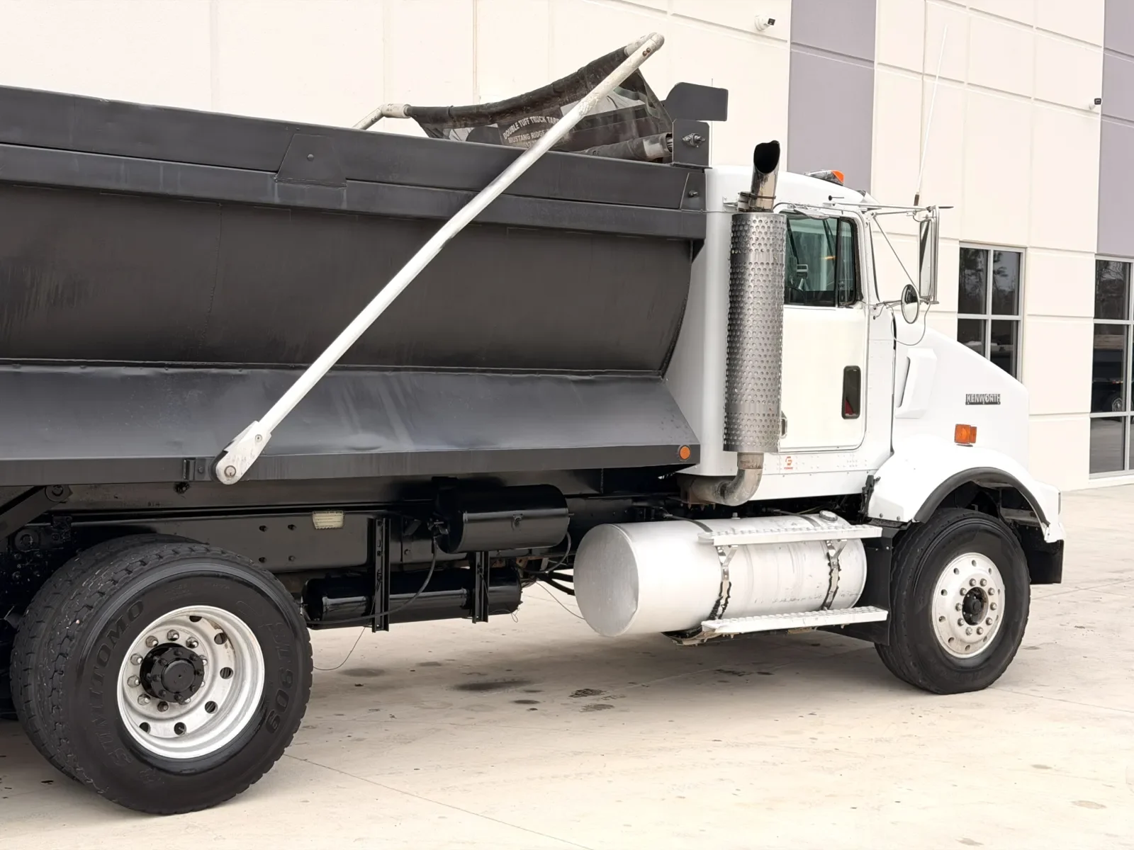 2001 Kenworth T800 in Greer, SC — photo 8