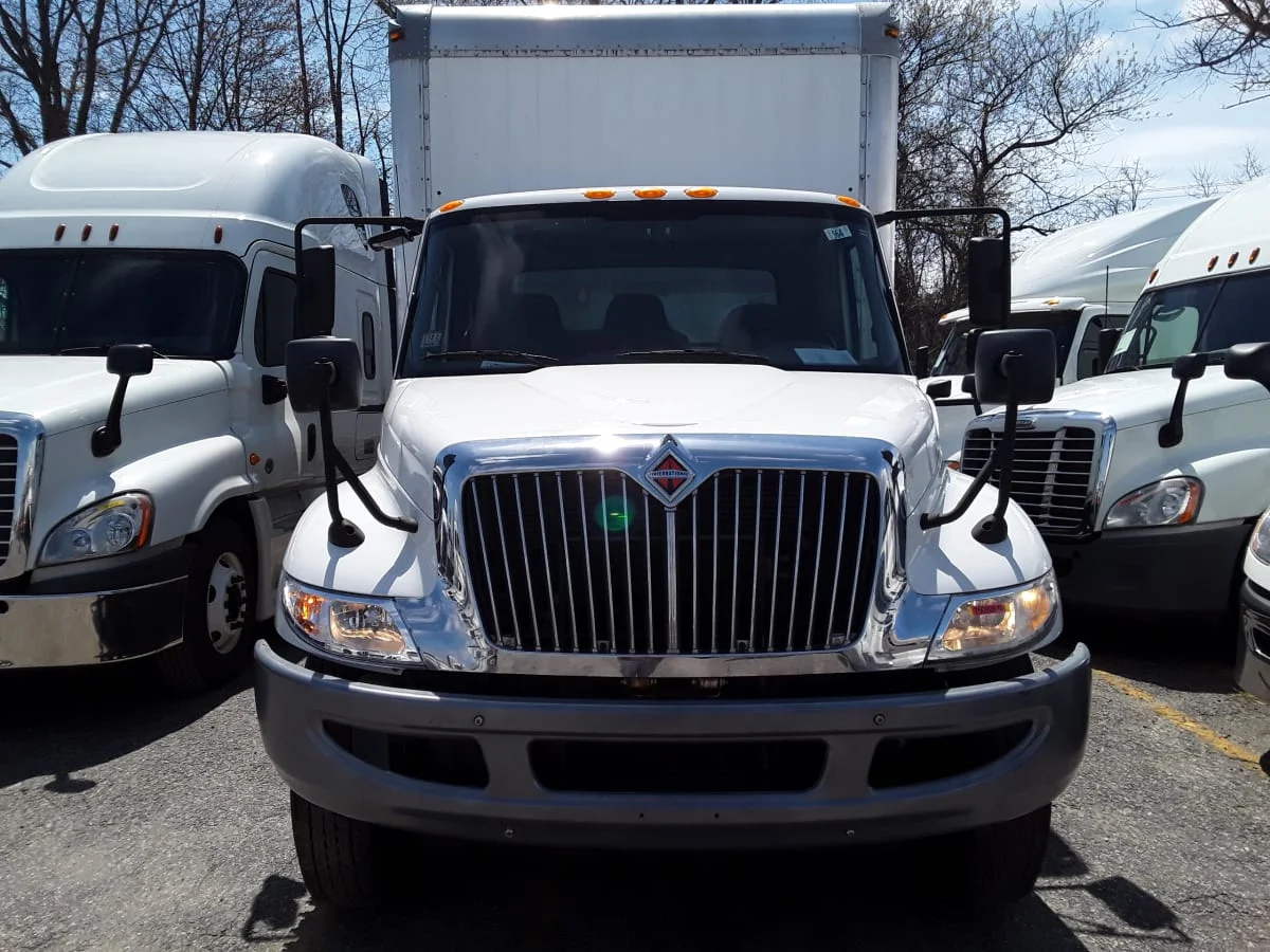 2018 International 4300 in Salisbury, MA — photo 2