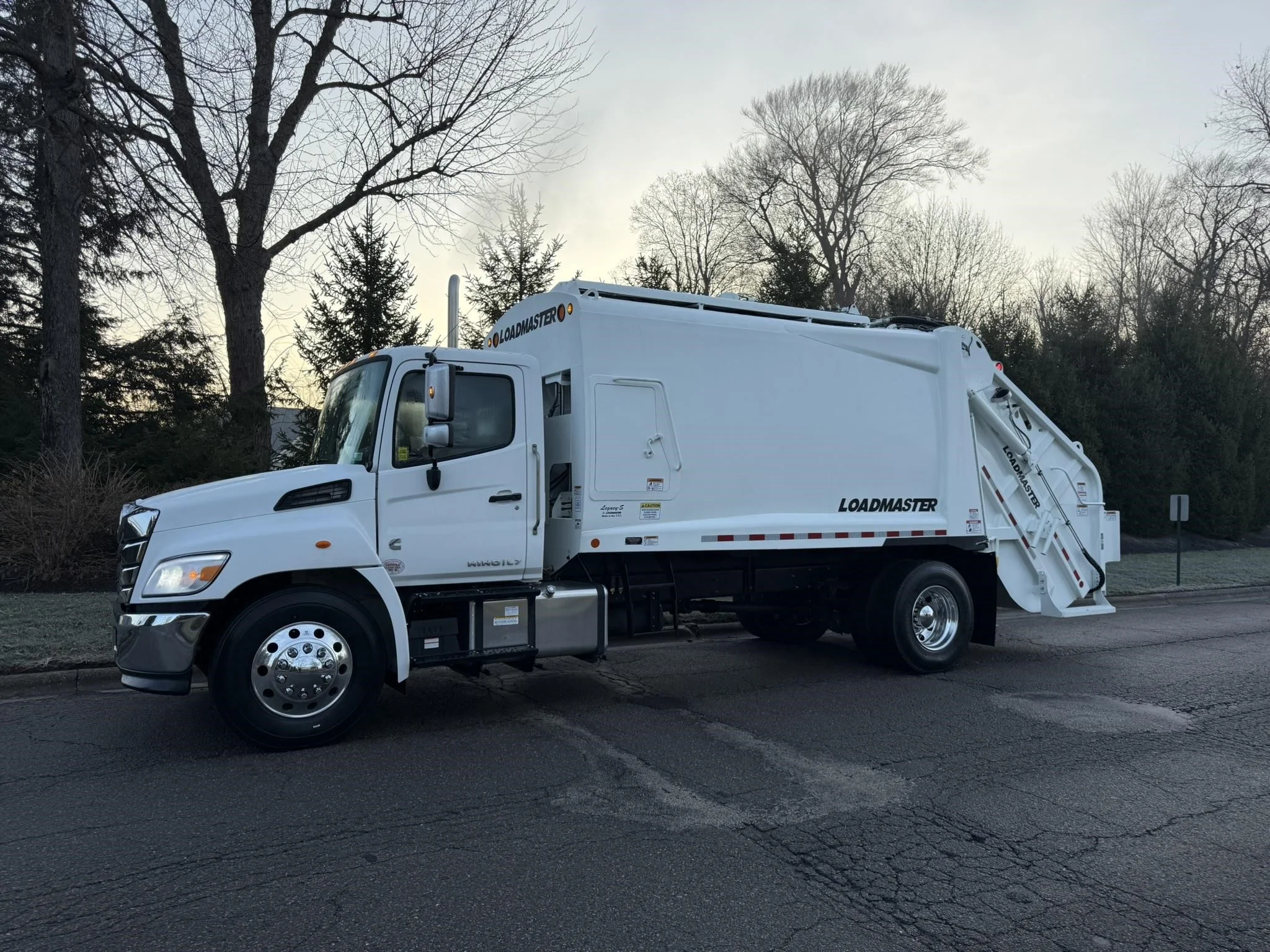 2025 Hino L7 in Findlay, OH — photo 3