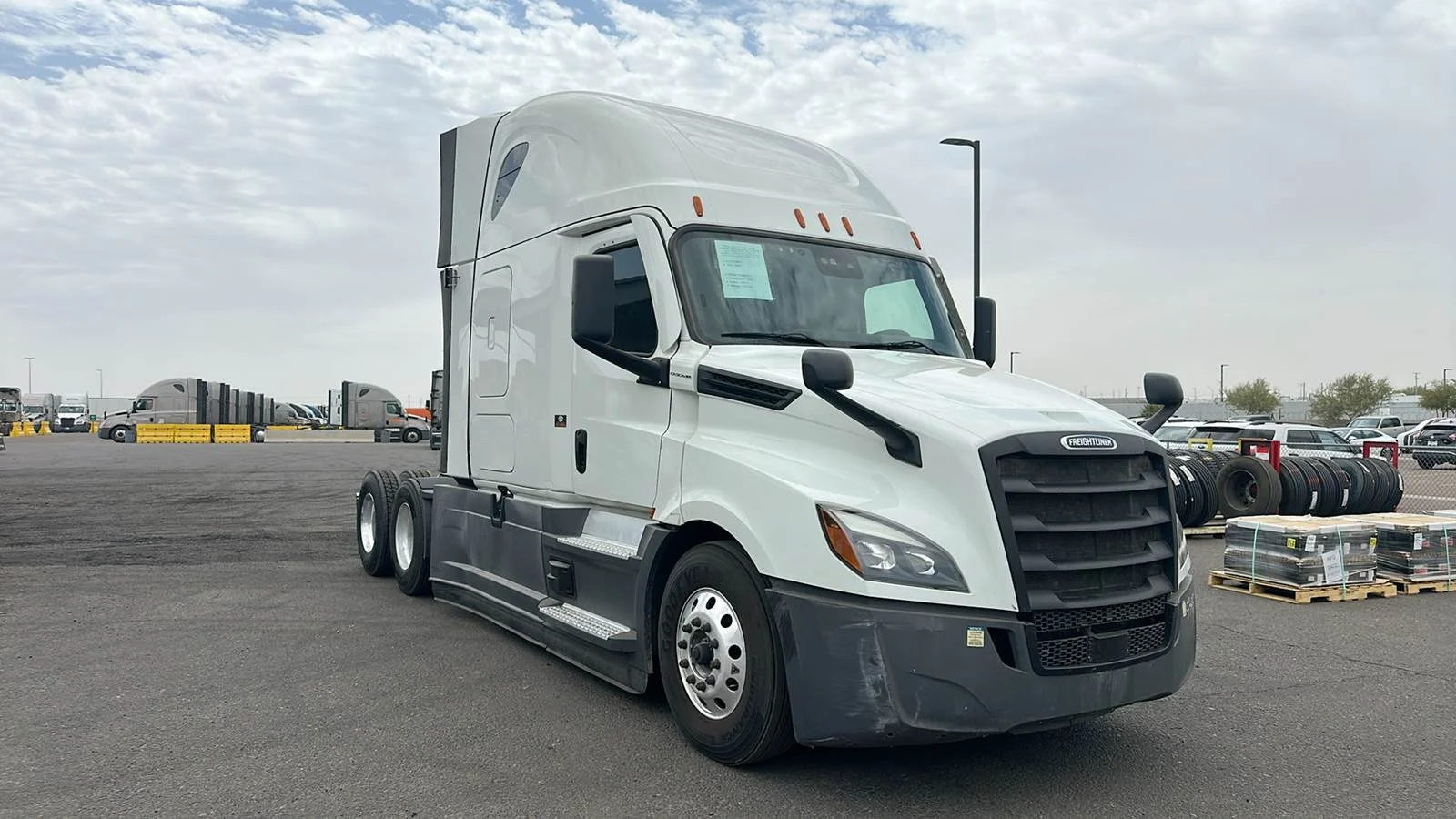 2023 Freightliner Cascadia in Phoenix, AZ
