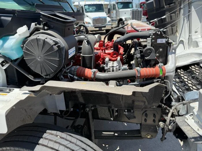 2026 Hino L6 - image 9