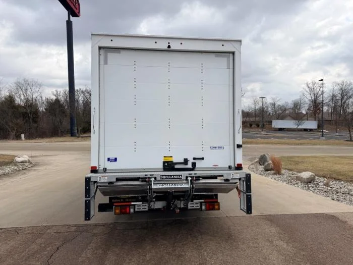 2026 Isuzu NPR - image 7