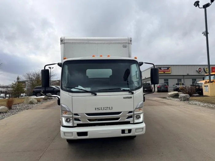 2026 Isuzu NPR - image 3