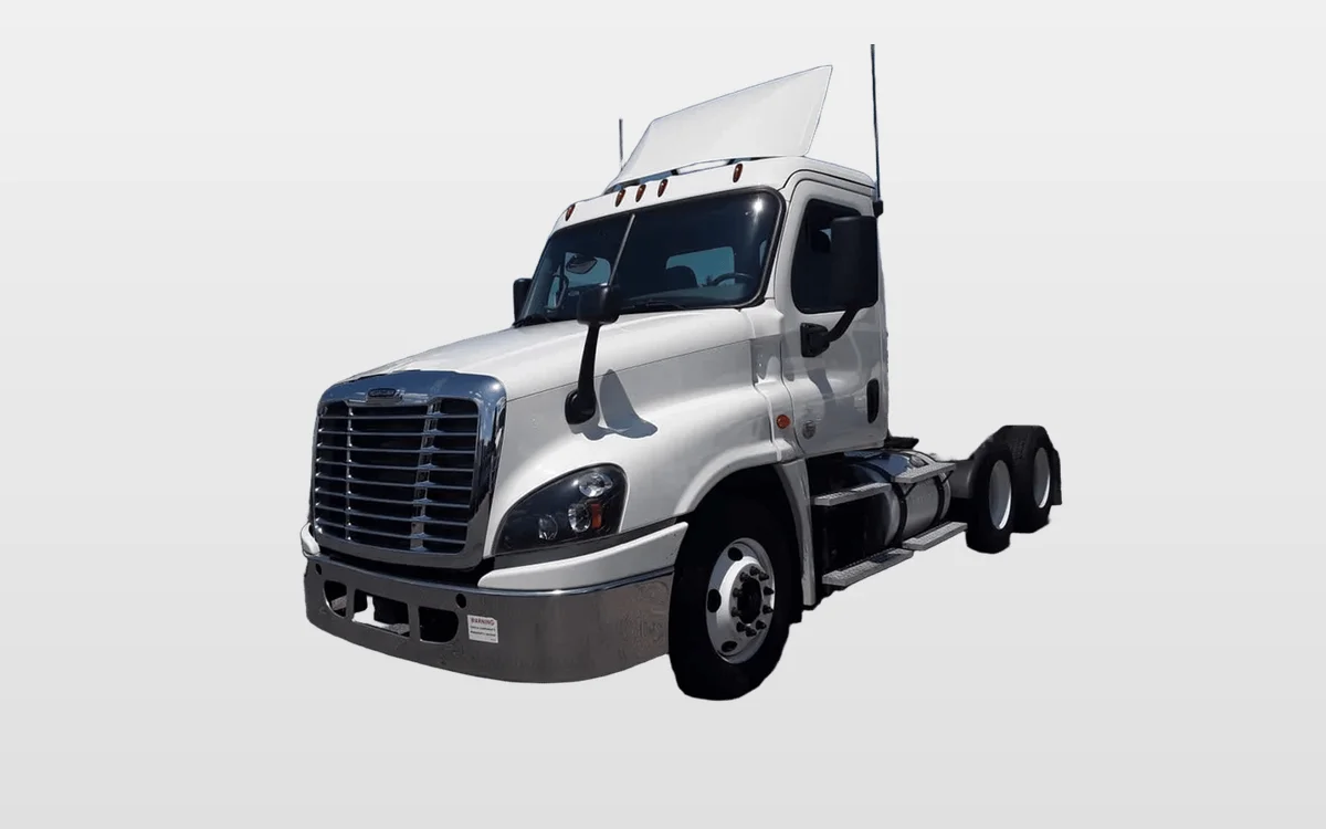 2018 Freightliner Cascadia - image 1