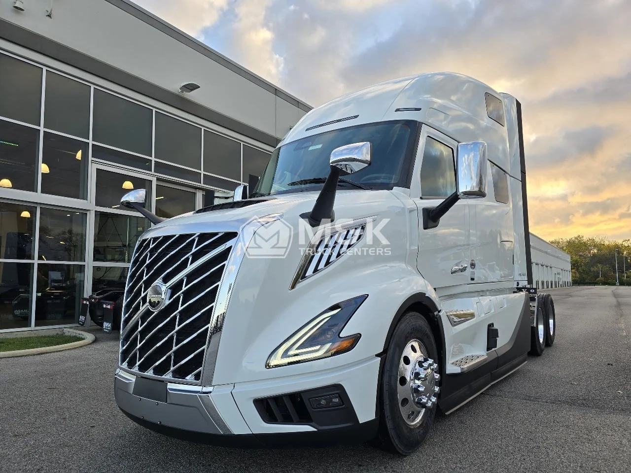 2026 Volvo VNL 860 in Toledo, OH