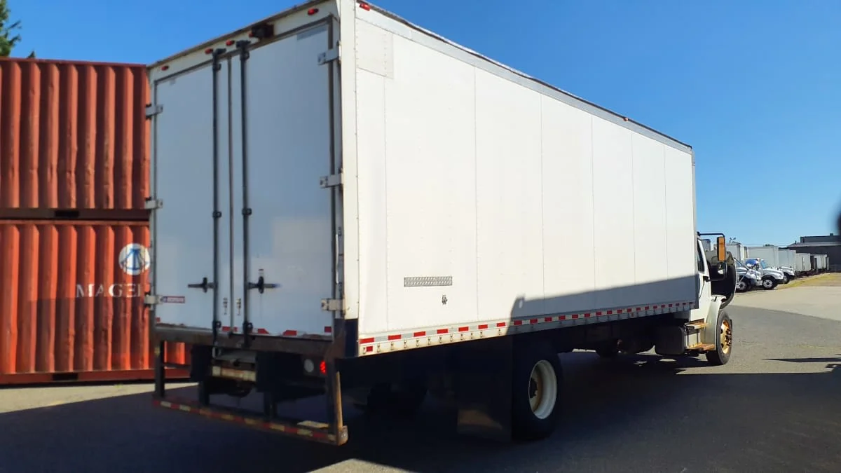 2020 Freightliner M2 106 in Springfield, MA — photo 4