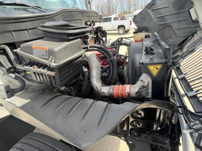 2019 International MV - image 10