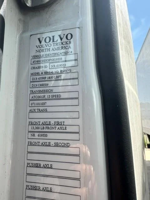 2023 Volvo VNL 760 — photo 10