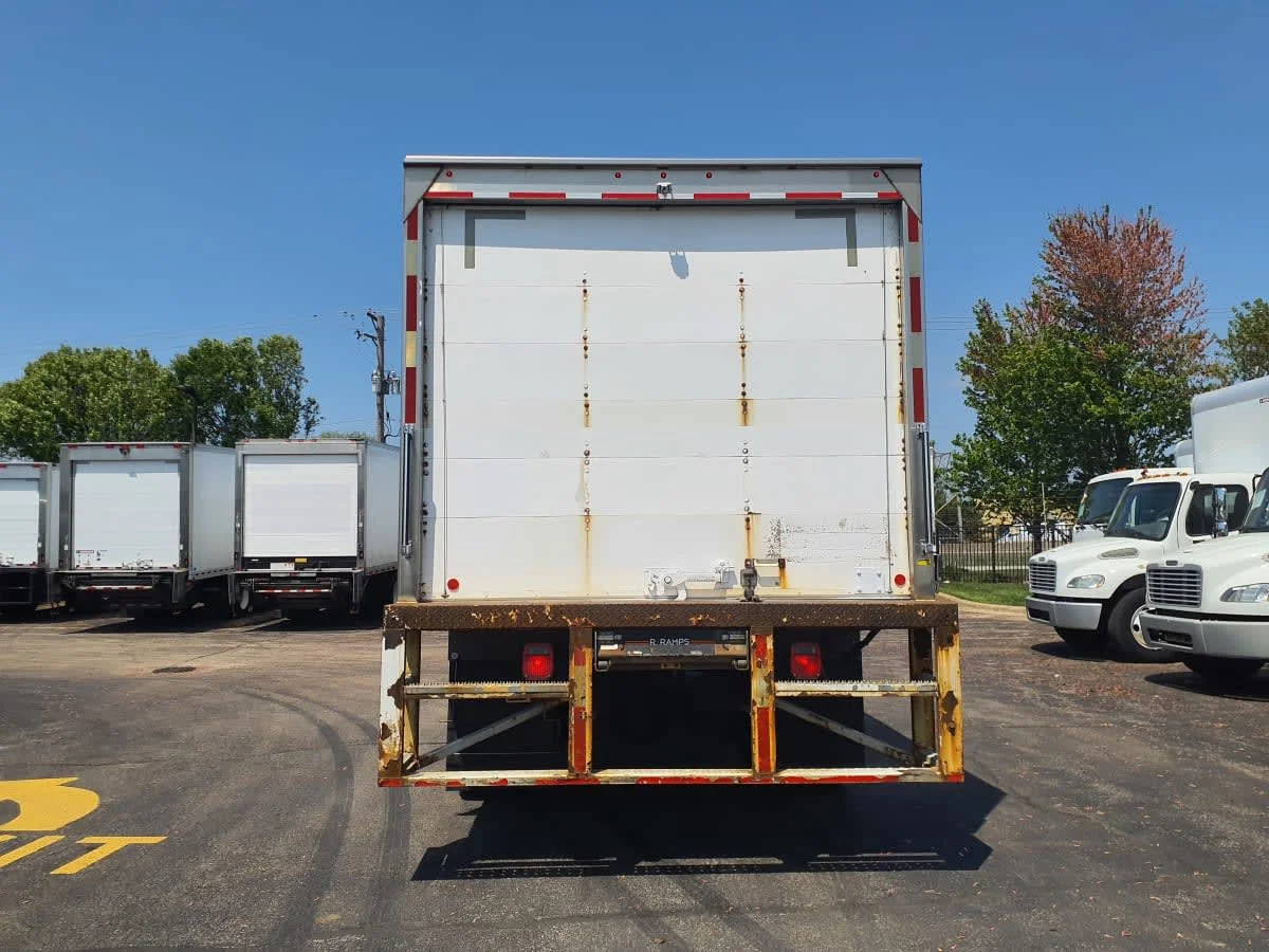 2019 Freightliner M2 106 in Bolingbrook, IL — photo 5