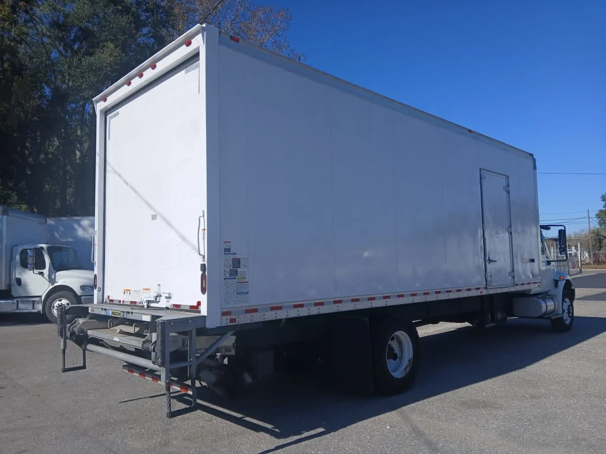 2018 International 4300 in Jacksonville, FL — photo 4