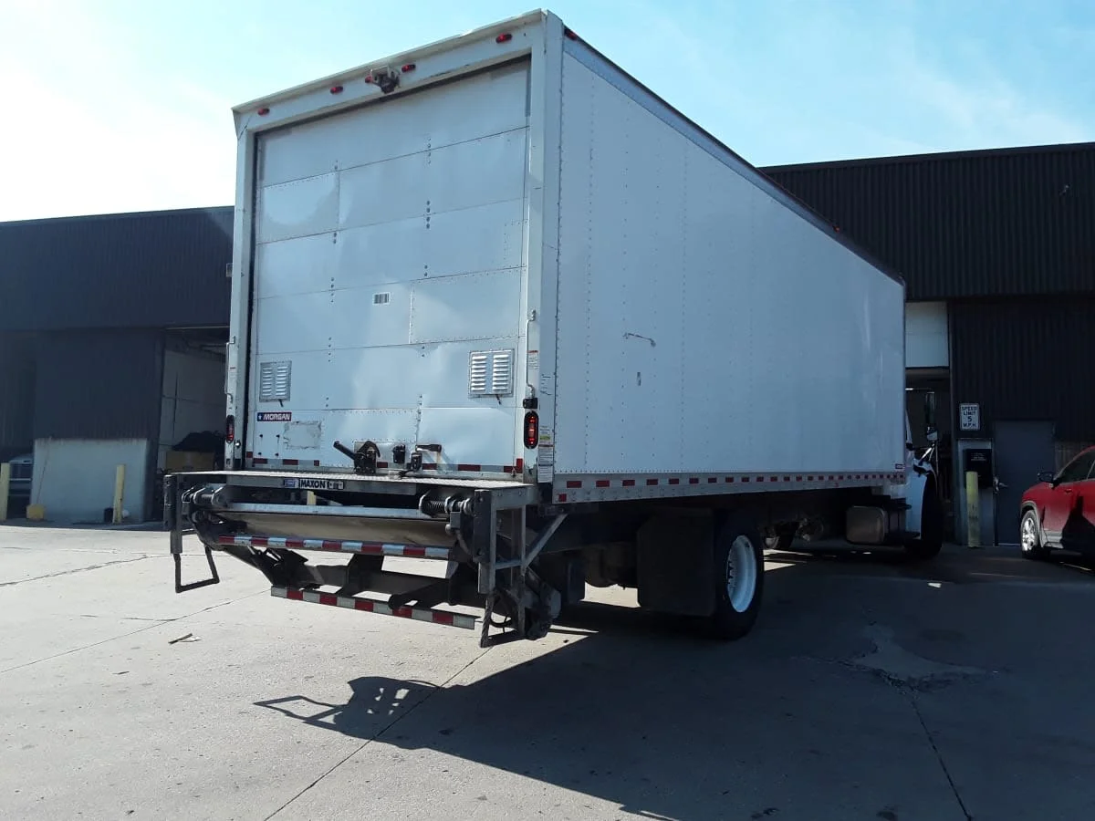 2019 Freightliner M2 106 in Kansas City, MO — photo 4