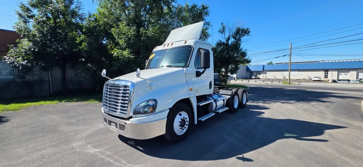 2020 Freightliner Cascadia