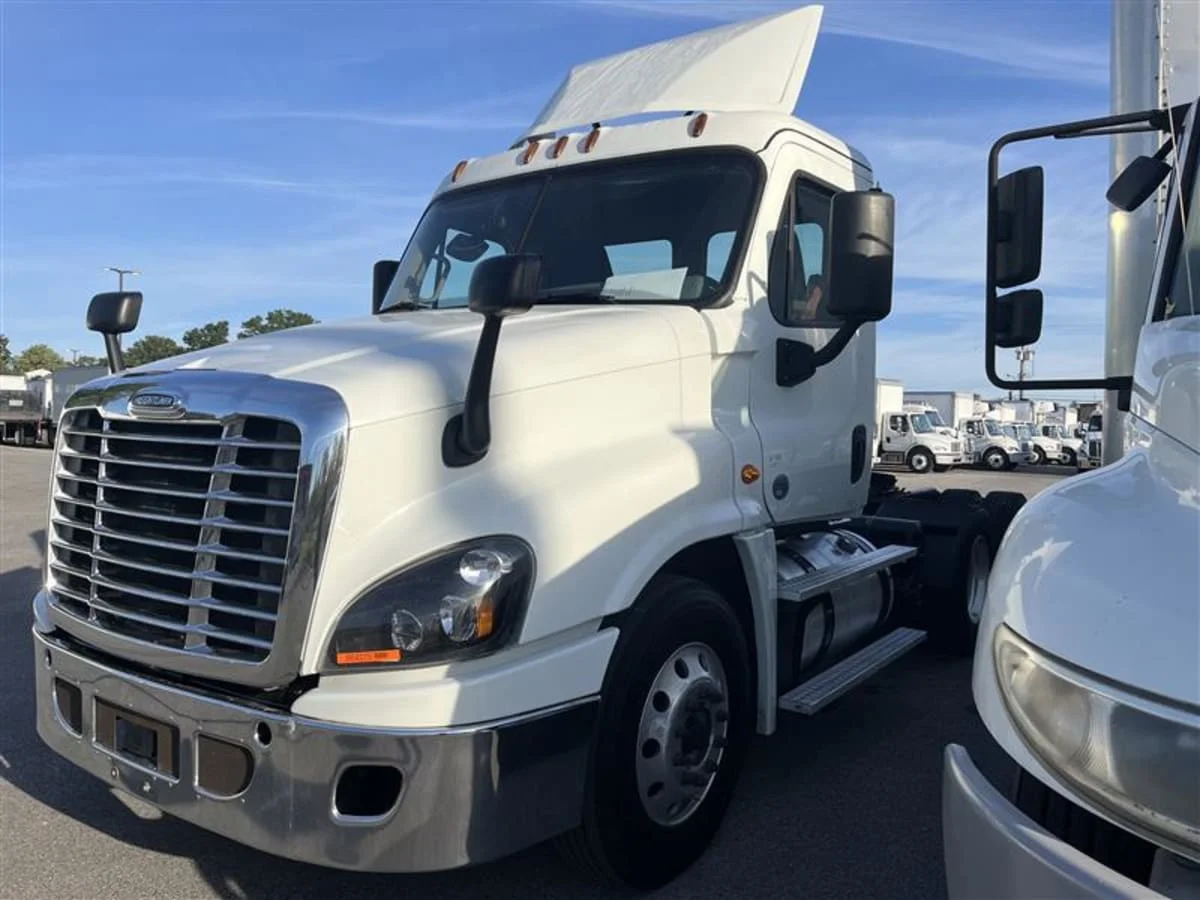 2019 Freightliner Cascadia in Beltsville, MD