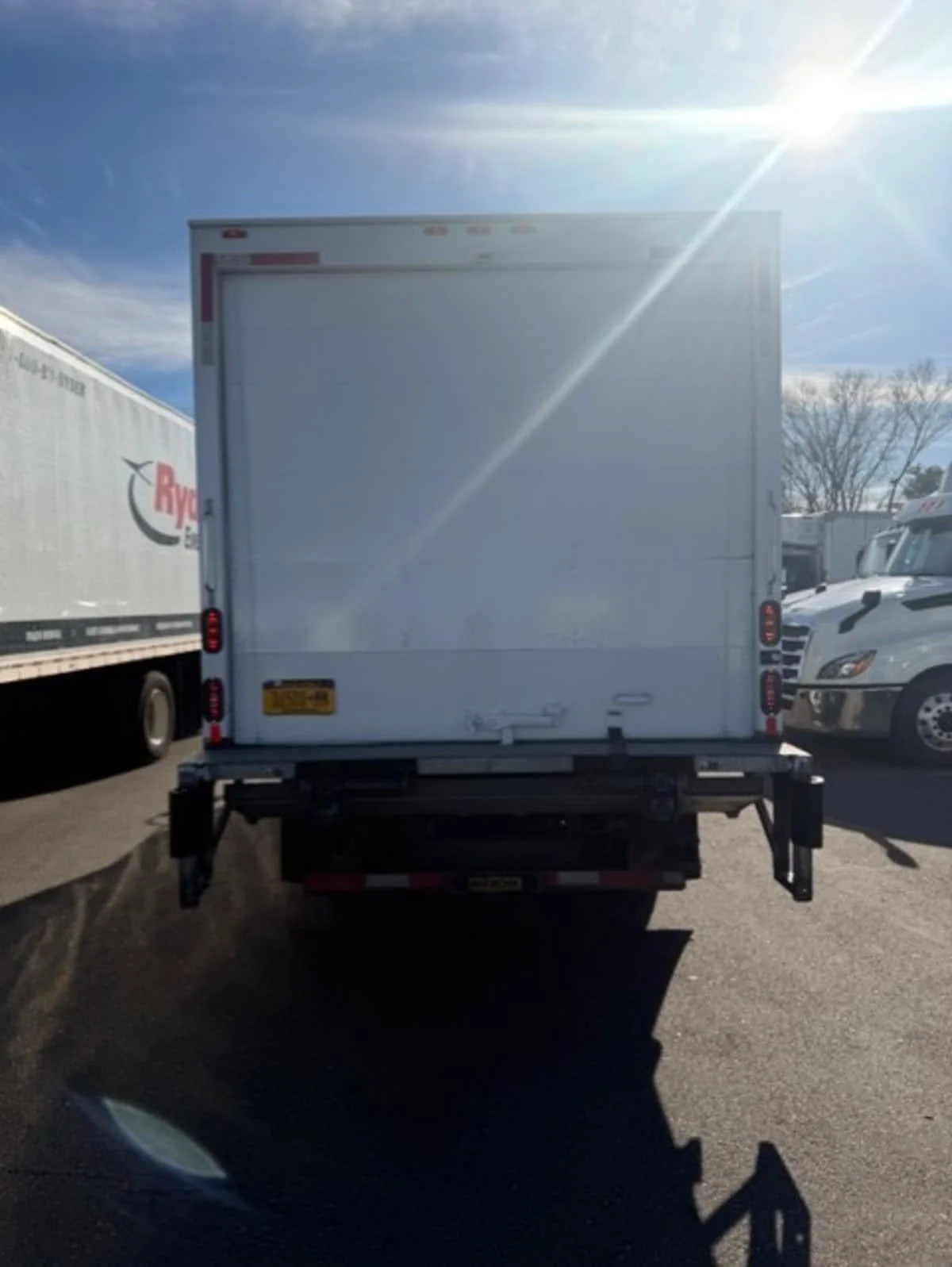 2019 Isuzu NQR - image 5