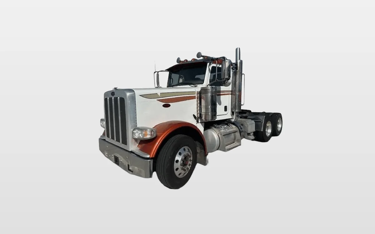 2020 Peterbilt 579 - image 1