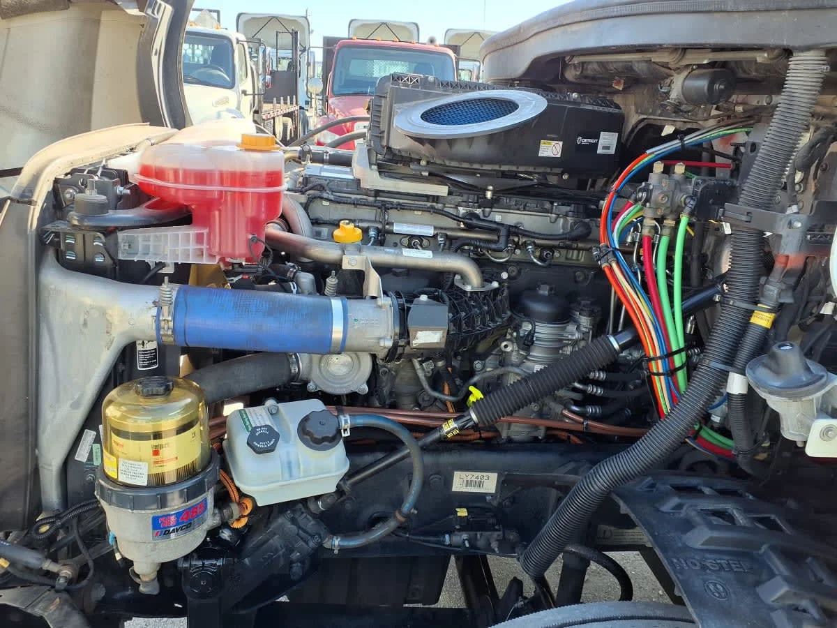 2020 Freightliner Cascadia in Charlotte, NC — photo 8