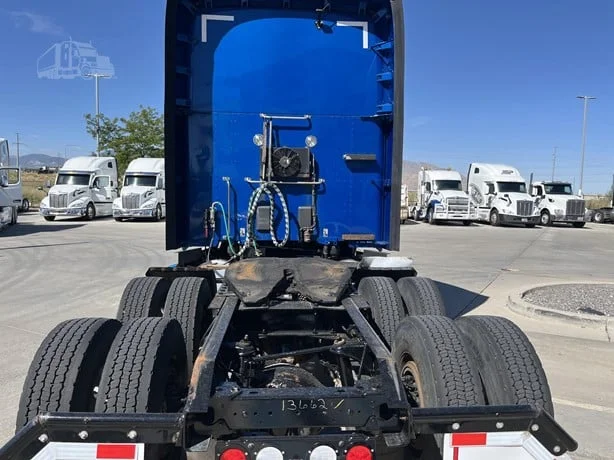 2022 Kenworth T680 in Salt Lake City, UT — photo 5