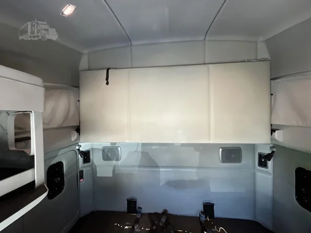 2022 Kenworth T680 in Salt Lake City, UT — photo 25