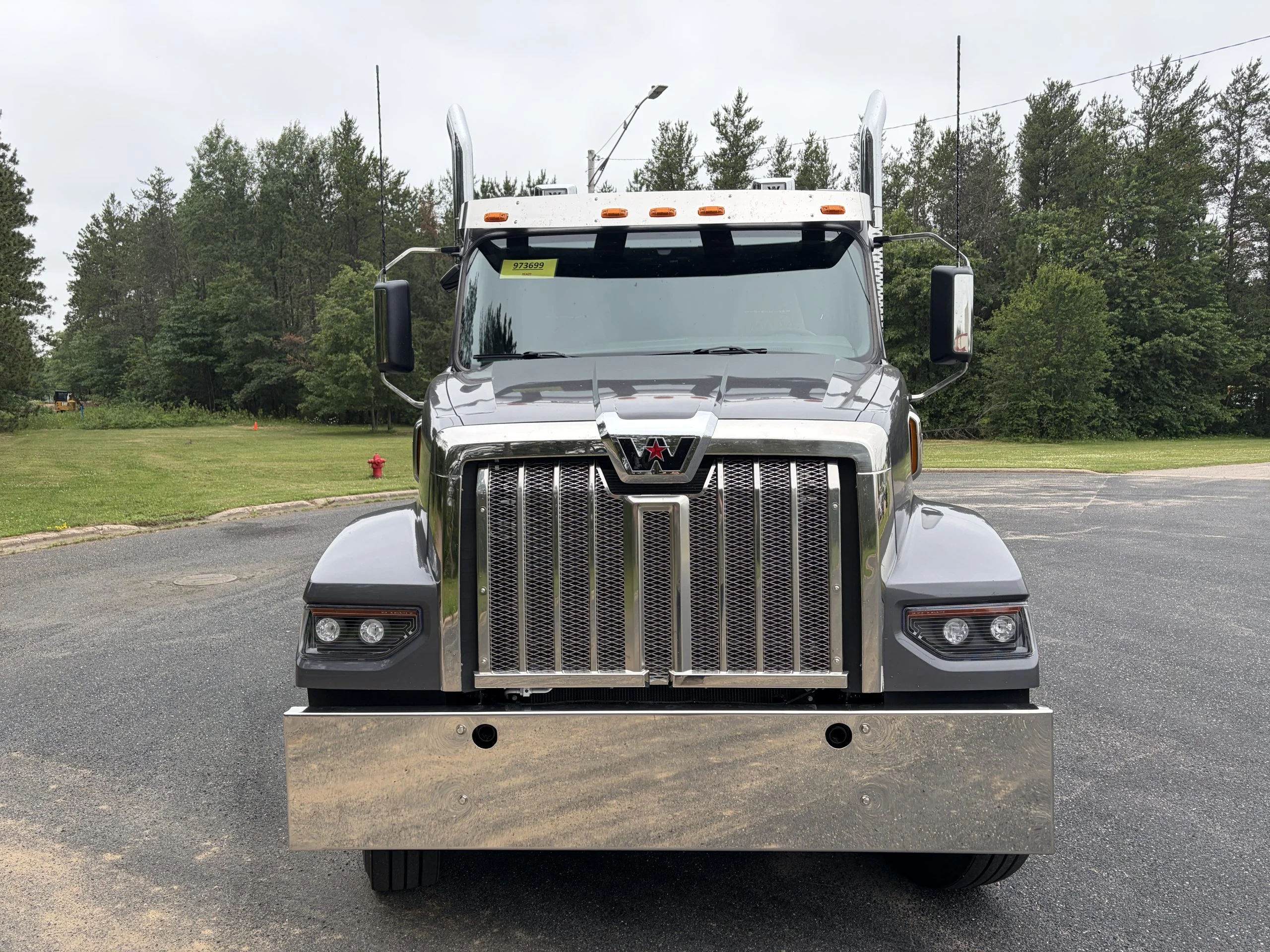 2027 Western Star in Madison, WI — photo 2