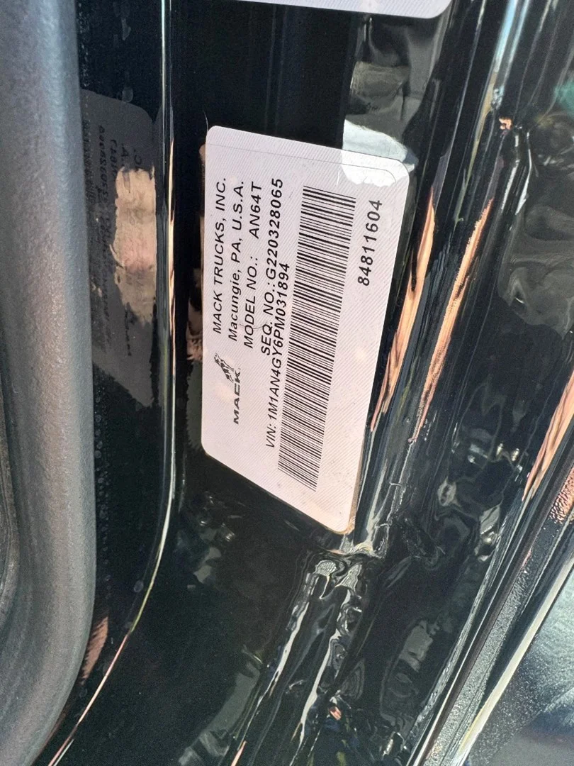 2023 MACK AN64T - USED TRUCKS SLEEPER - image 22