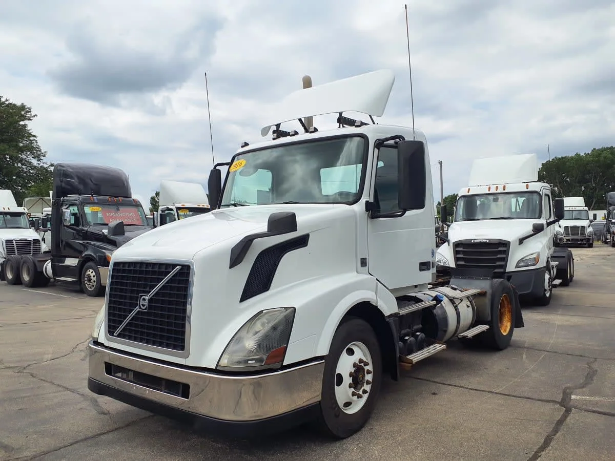 2016 Volvo VNL 860