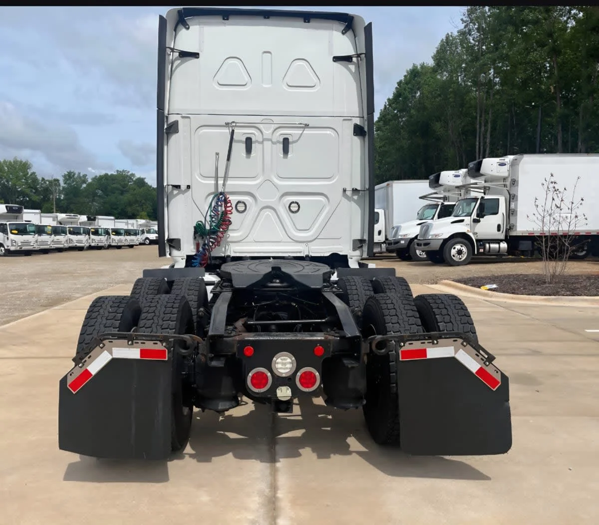 2021 Freightliner Cascadia in Greensboro, NC — photo 5