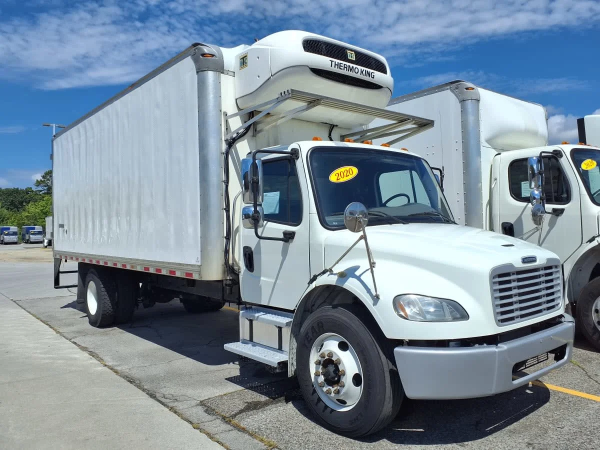 2020 Freightliner M2 106 in Knoxville, TN — photo 3