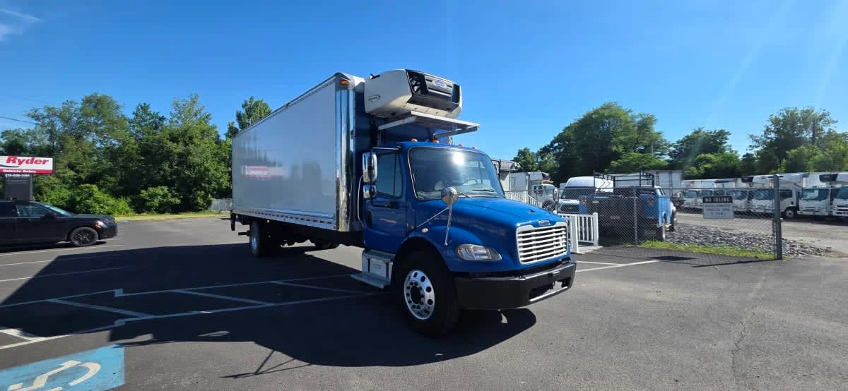 2019 Freightliner M2 106 in Bensalem, PA — photo 3
