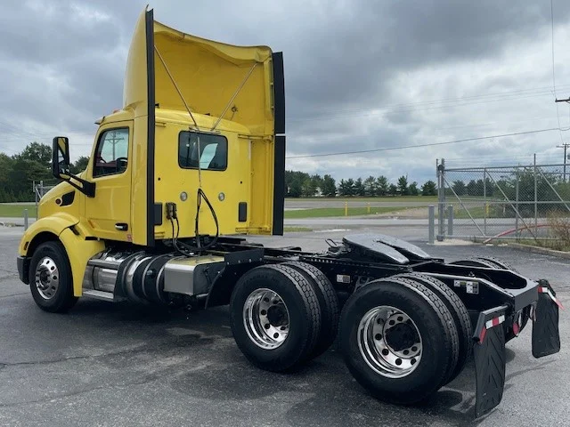 2021 Peterbilt 579 in Lima, OH — photo 5