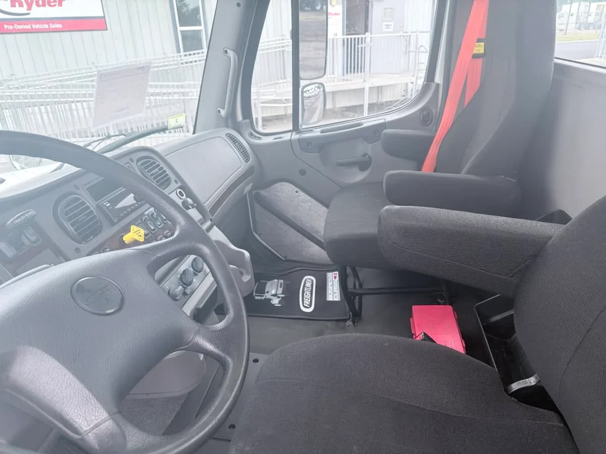 2020 Freightliner M2 112 in Syracuse, NY — photo 7