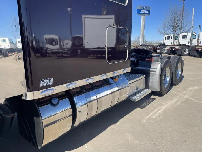 2024 Peterbilt 389 - image 16