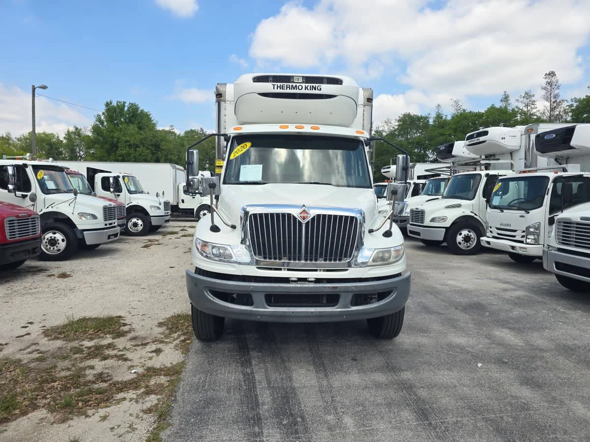 2020 International MV - image 2