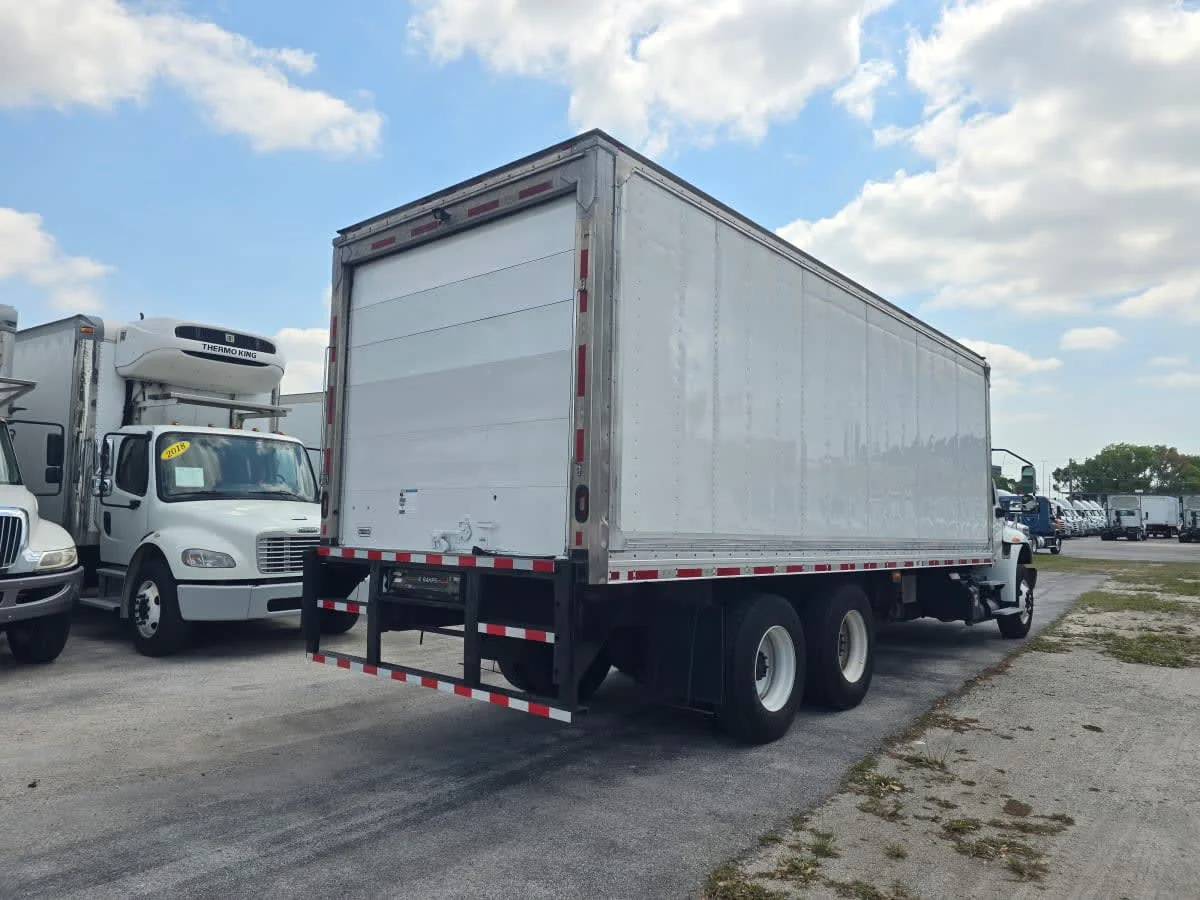 2020 International MV in Tampa, FL — photo 6